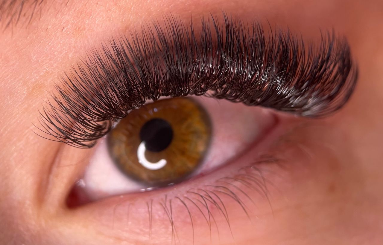 What Are Eyelash Extensions