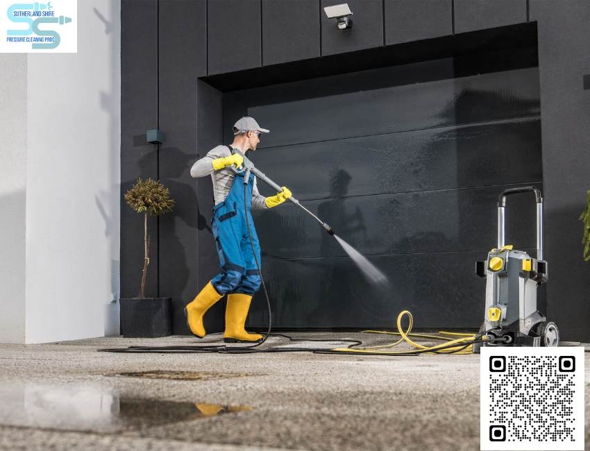 How does Sutherland Shire Pressure Cleaning Pros handle customer complaints?